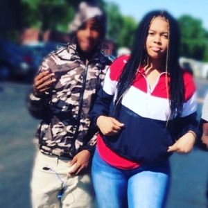 Meet your Posher, Troy